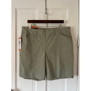 Hilary Radley women’s Bermuda xxl stretch shorts sage green travel golf walk NWT
